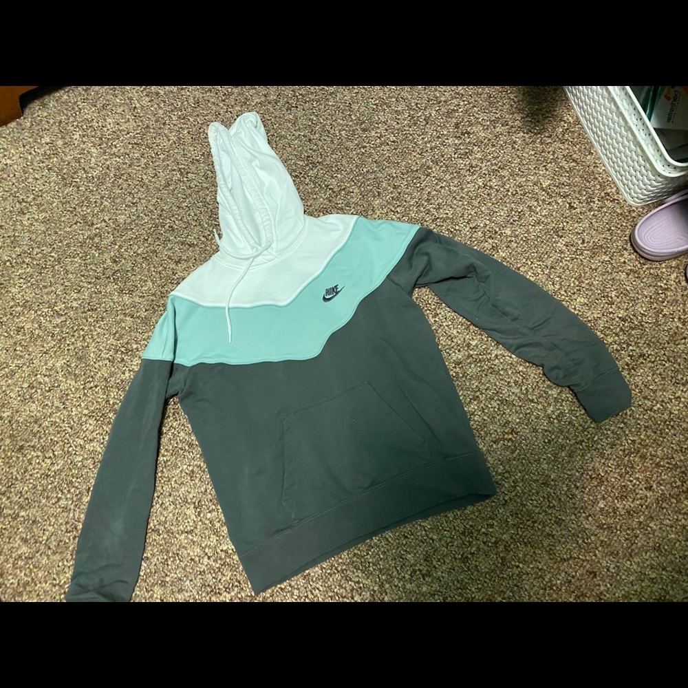 Nike sweater